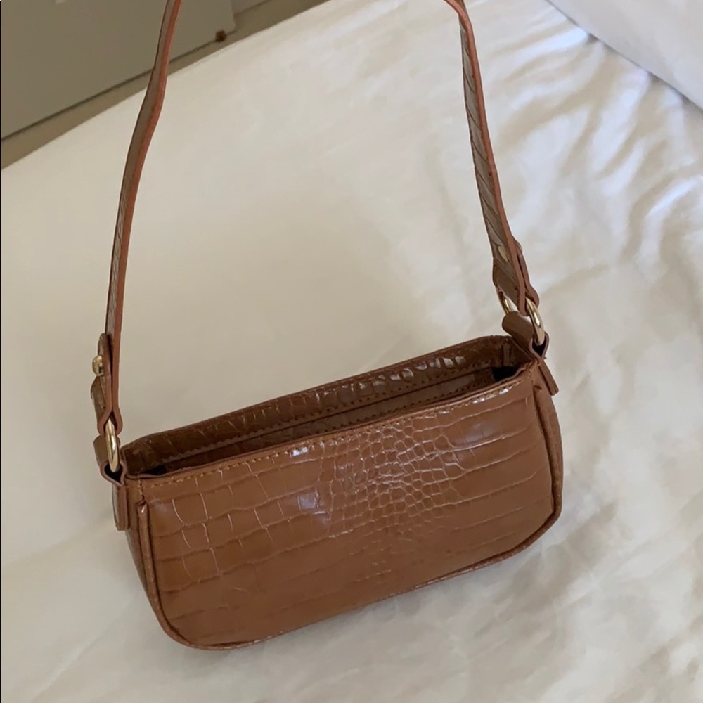 Croc effect 90s shoulder bag